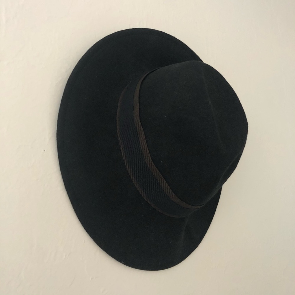Wool hat - Picture 3 of 6